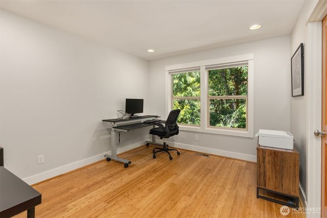 9246 Fletcher Bay Road NE, Bainbridge Island, WA 98110