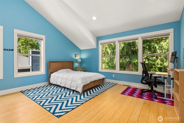 9246 Fletcher Bay Road NE, Bainbridge Island, WA 98110