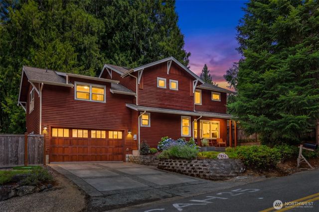 9246 Fletcher Bay Road NE, Bainbridge Island, WA 98110