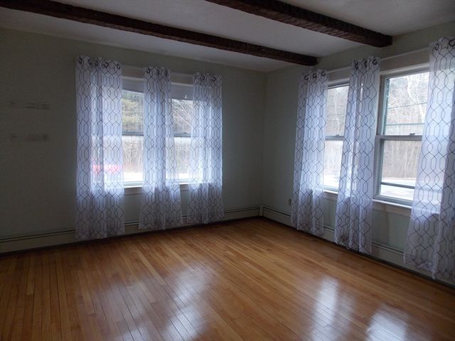 150 Framingham Rd, Southborough, MA 01772