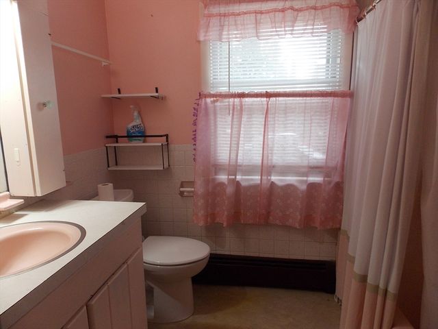 150 Framingham Rd, Southborough, MA 01772