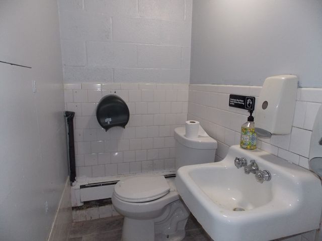 150 Framingham Rd, Southborough, MA 01772