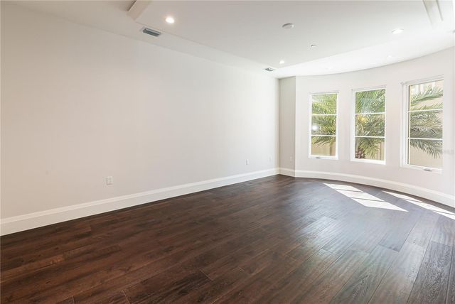 125 S INTERLACHEN AVENUE 2, Winter Park, FL 32789