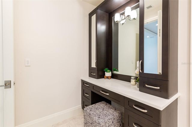 125 S INTERLACHEN AVENUE 2, Winter Park, FL 32789