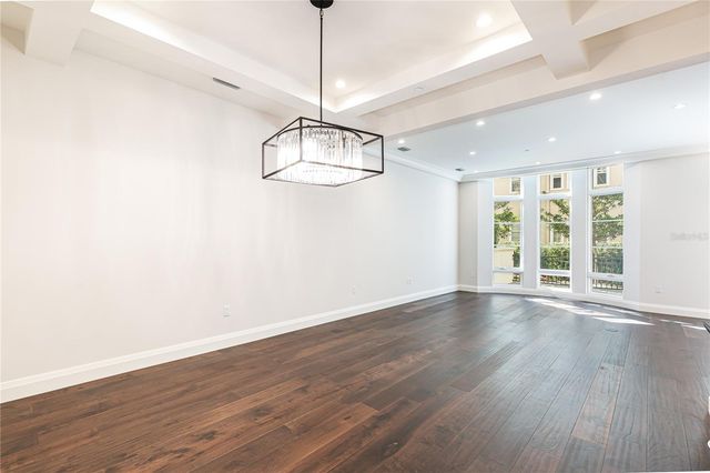 125 S INTERLACHEN AVENUE 2, Winter Park, FL 32789