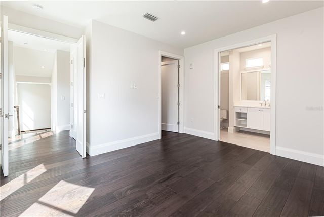 125 S INTERLACHEN AVENUE 2, Winter Park, FL 32789