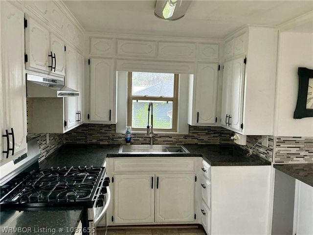 118 Henry Street, Van Buren, AR 72956