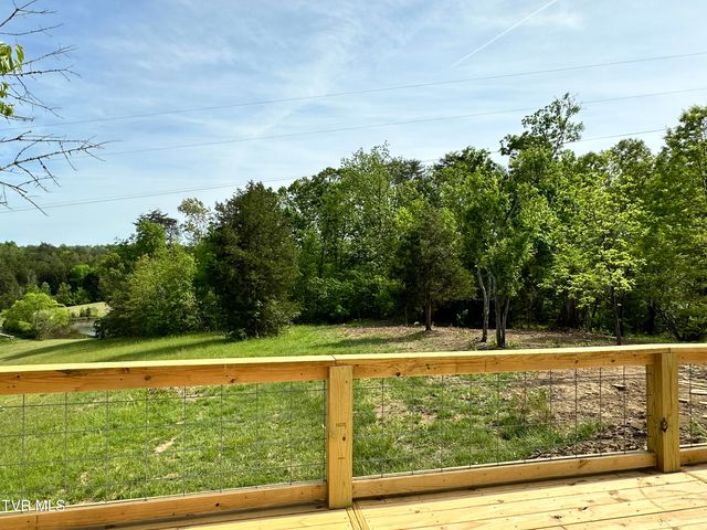 148 Walker Cemetery Road, Bulls Gap, TN 37711
