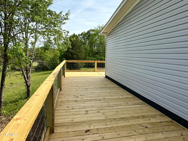148 Walker Cemetery Road, Bulls Gap, TN 37711