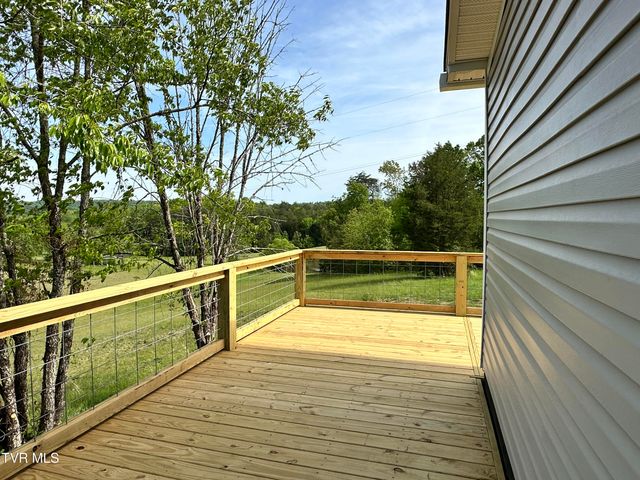 148 Walker Cemetery Road, Bulls Gap, TN 37711