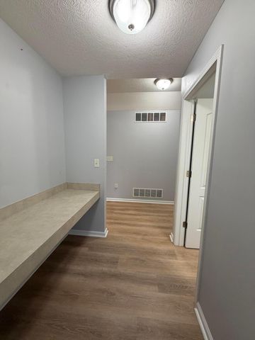 7774 S Essex Gate Drive S, Dublin, OH 43016