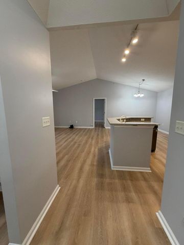 7774 S Essex Gate Drive S, Dublin, OH 43016