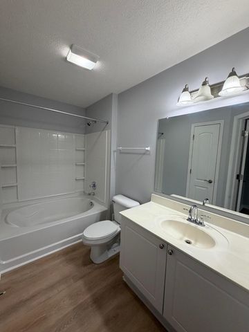 7774 S Essex Gate Drive S, Dublin, OH 43016