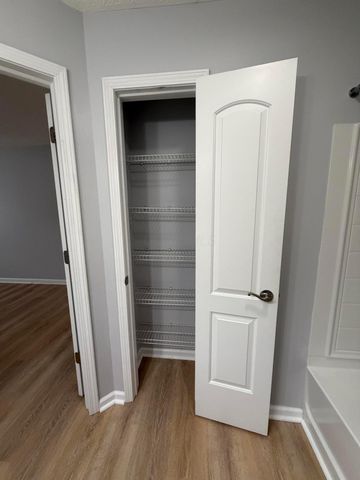 7774 S Essex Gate Drive S, Dublin, OH 43016