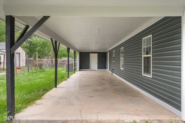 1001 Dale Drive, Benton, LA 71006