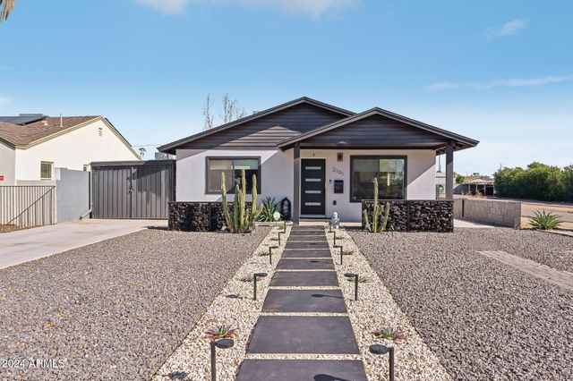 2101 N 25TH Place, Phoenix, AZ 85008
