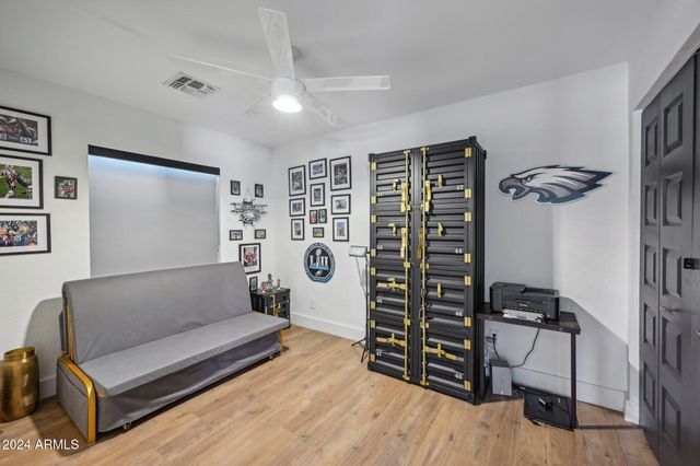 2101 N 25TH Place, Phoenix, AZ 85008