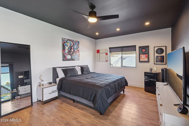 2101 N 25TH Place, Phoenix, AZ 85008