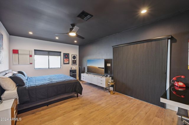 2101 N 25TH Place, Phoenix, AZ 85008