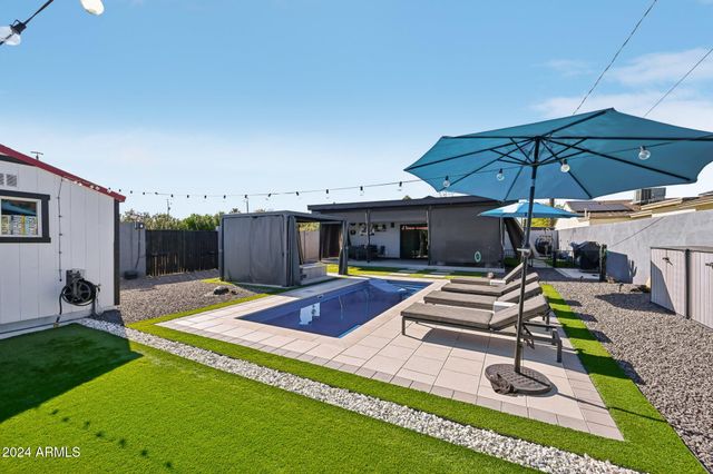 2101 N 25TH Place, Phoenix, AZ 85008