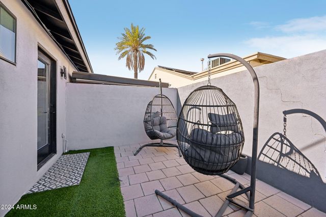 2101 N 25TH Place, Phoenix, AZ 85008