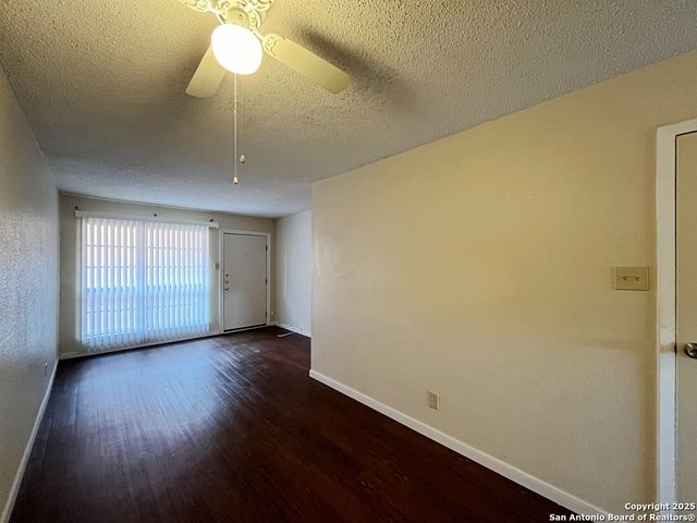 3243 Nacogdoches Rd Apt 404, San Antonio, TX 78217