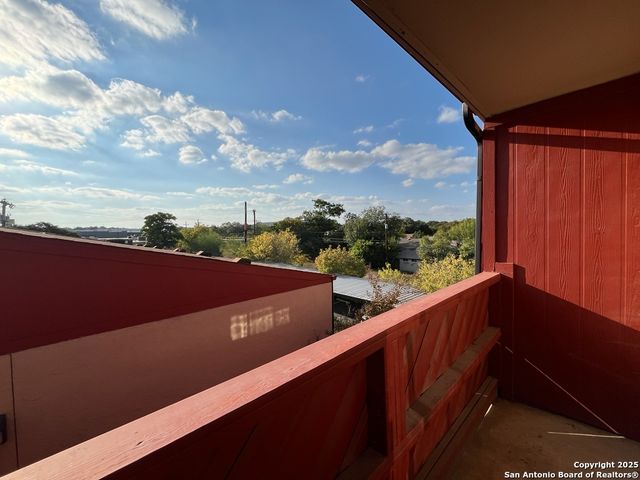 3243 Nacogdoches Rd Apt 404, San Antonio, TX 78217