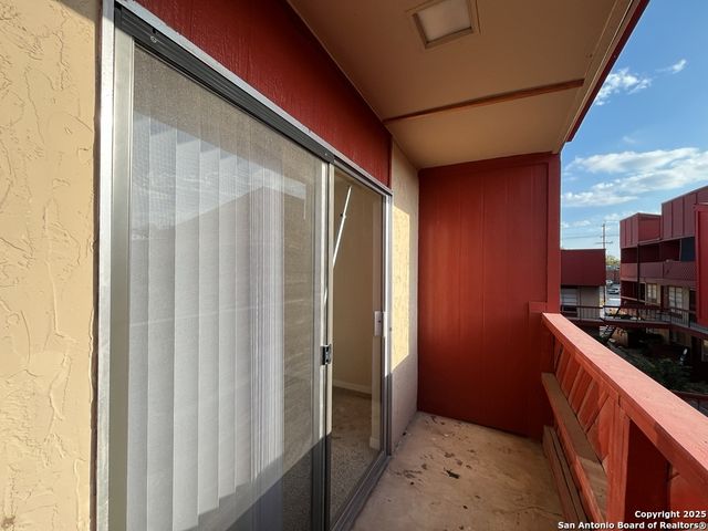 3243 Nacogdoches Rd Apt 404, San Antonio, TX 78217