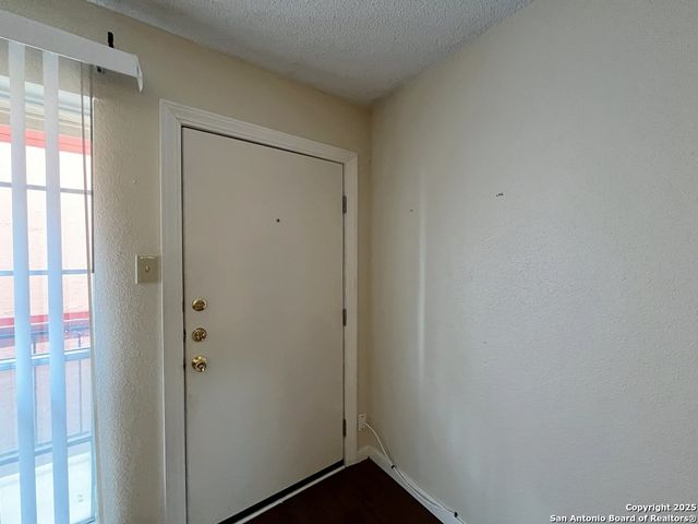3243 Nacogdoches Rd Apt 404, San Antonio, TX 78217