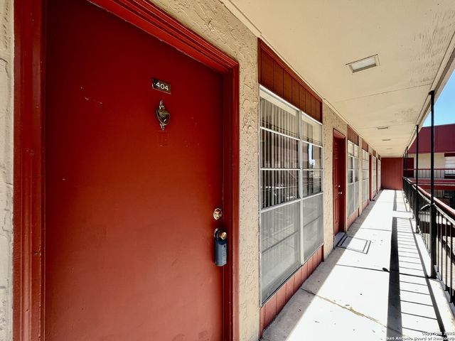 3243 Nacogdoches Rd Apt 404, San Antonio, TX 78217