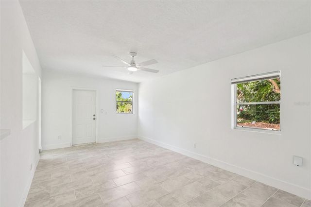 1601 TRIANGLE AVENUE, Orlando, FL 32806