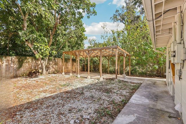 1601 TRIANGLE AVENUE, Orlando, FL 32806