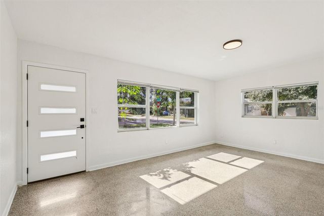 1601 TRIANGLE AVENUE, Orlando, FL 32806