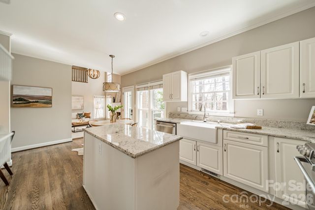 4504 Willow Croft Court, Charlotte, NC 28226