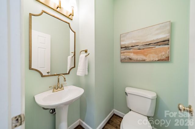 4504 Willow Croft Court, Charlotte, NC 28226