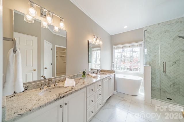 4504 Willow Croft Court, Charlotte, NC 28226