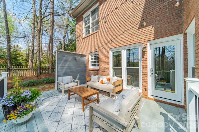 4504 Willow Croft Court, Charlotte, NC 28226