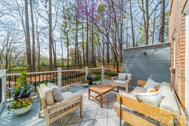 4504 Willow Croft Court, Charlotte, NC 28226