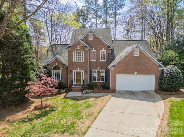 4504 Willow Croft Court, Charlotte, NC 28226