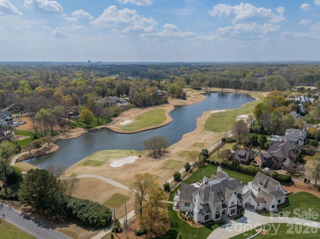 4504 Willow Croft Court, Charlotte, NC 28226