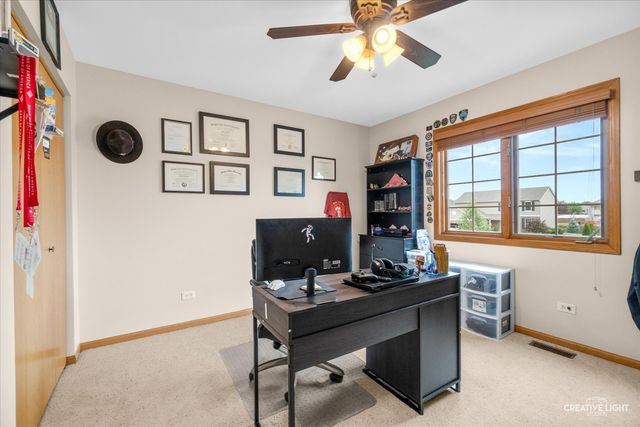 610 High Grove Drive, Minooka, IL 60447