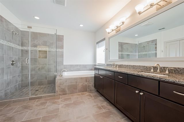 6703 Saxton Manor Street, Houston, TX 77055