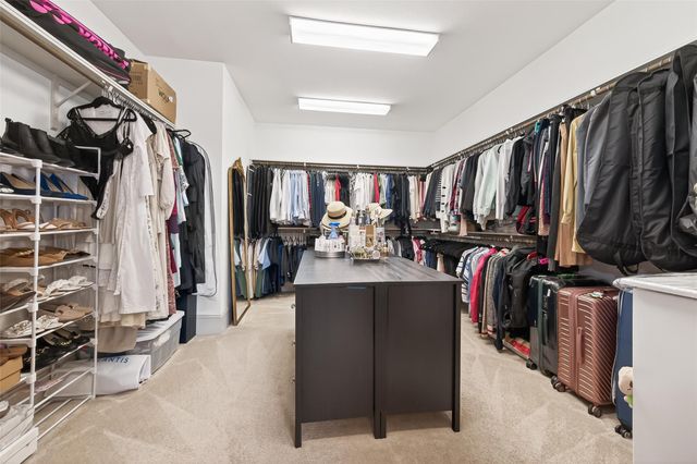 6703 Saxton Manor Street, Houston, TX 77055