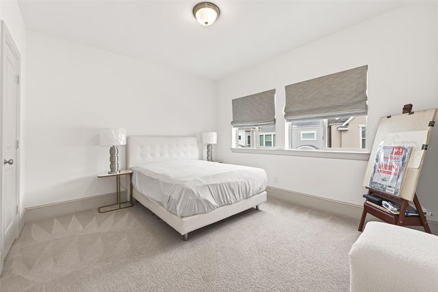 6703 Saxton Manor Street, Houston, TX 77055