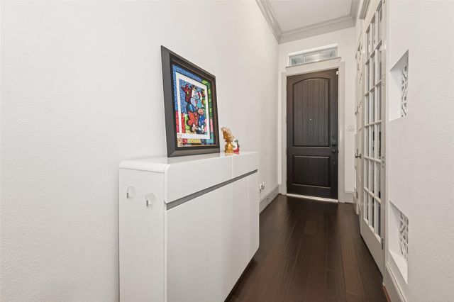 6703 Saxton Manor Street, Houston, TX 77055