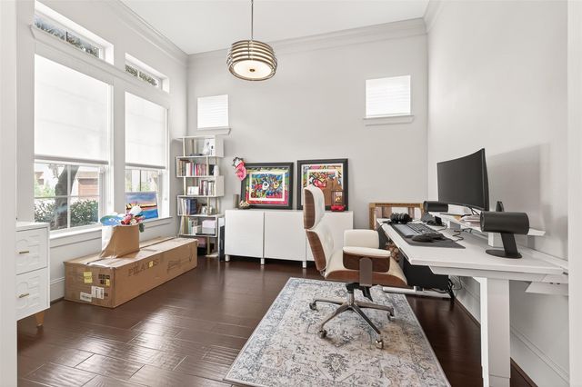 6703 Saxton Manor Street, Houston, TX 77055