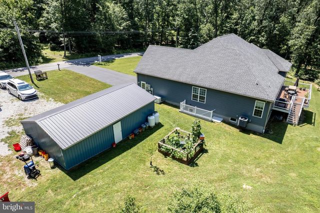 784 N HIGH ROCK RD N, Hanover, PA 17331