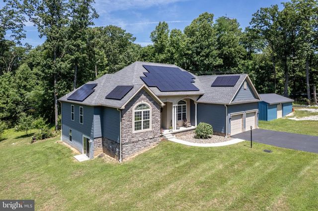 784 N HIGH ROCK RD N, Hanover, PA 17331