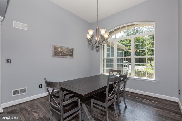 784 N HIGH ROCK RD N, Hanover, PA 17331