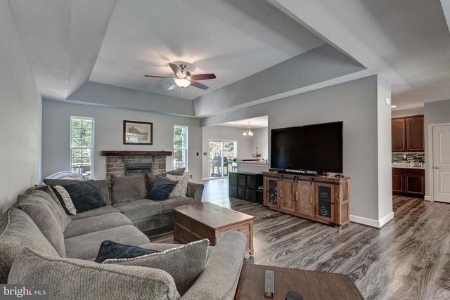 784 N HIGH ROCK RD N, Hanover, PA 17331
